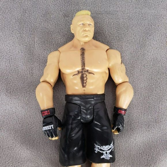 WWE Brock Lesnar Mattel 2017 Posable Action Figure - Picture 8 of 8